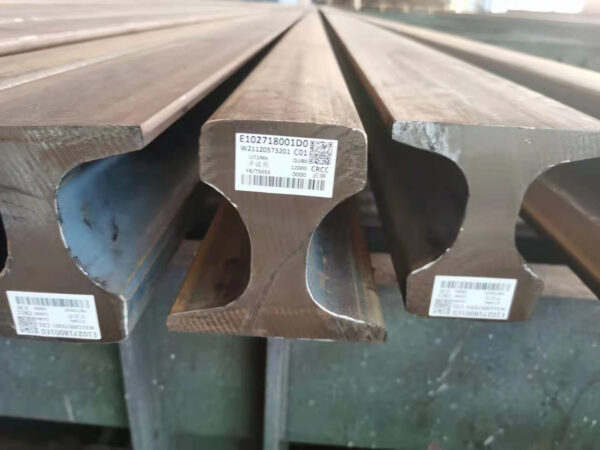 wholesale customized size 24kg 38kg 43kg u71mn 50mn uic50 uic54 heavy rail steel railroad track steel rails - Image 2