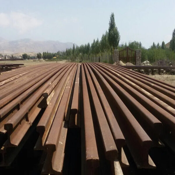 Hot Selling used rail R50 R65 wholesale price Hms1 rails metal scrap - Image 4