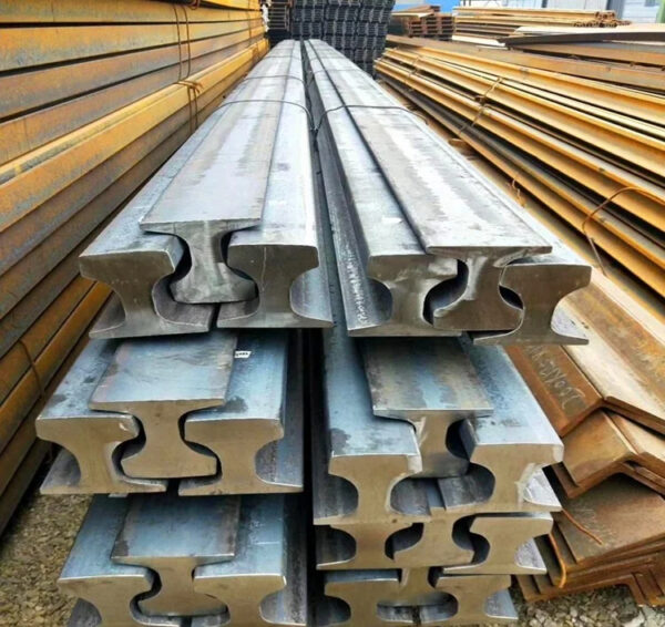 wholesale customized size 24kg 38kg 43kg u71mn 50mn uic50 uic54 heavy rail steel railroad track steel rails - Image 6