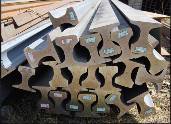 wholesale customized size 24kg 38kg 43kg u71mn 50mn uic50 uic54 heavy rail steel railroad track steel rails - Image 3