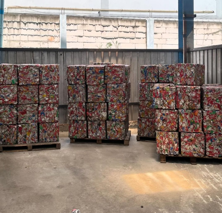 Premium UBC aluminum scrap for recycling plants and metal foundries