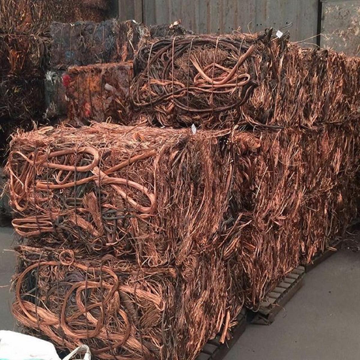 Cooper Metal Scrap Metal/metal Scraps/COPPER WIRE Scrap 99.99% Pure Millbery Copper Copper Scrap Copper Wire Scraps 99.9%