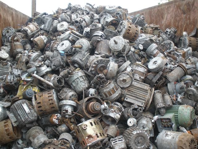 Heavy Melting Scrap Iron and Steel Metal Scrap HMS 1 2 Scrap Export - Image 4