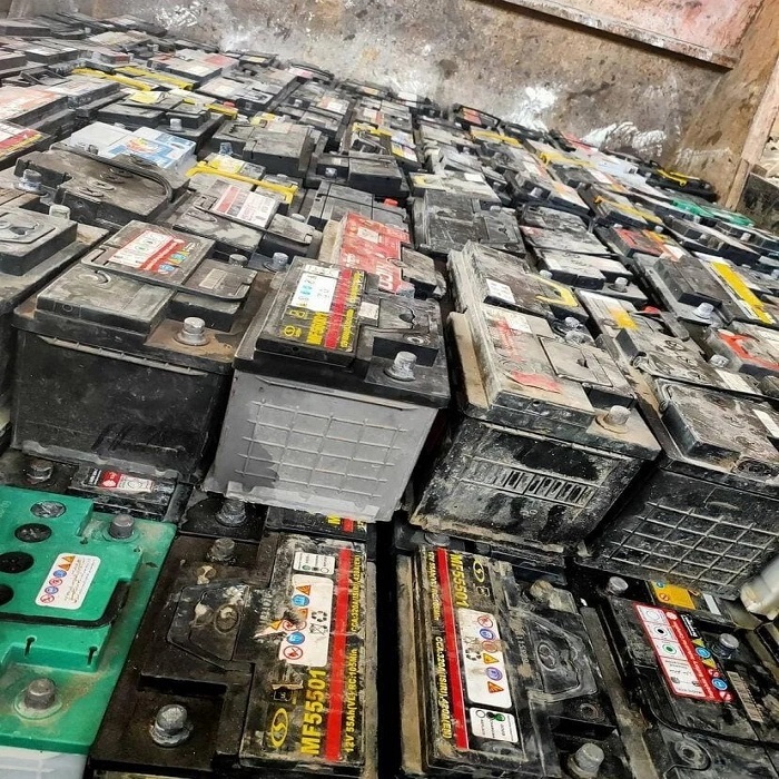 Buy lead battery scrap at low cost with high recycling value suitable for battery manufacturers and metal processors - Image 6